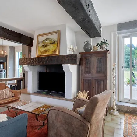Holiday home Maison Brocanteflore